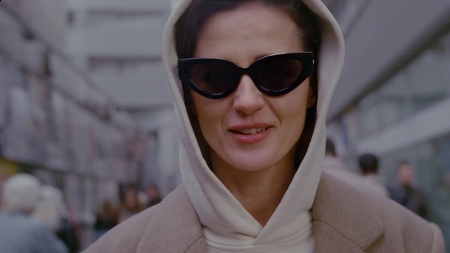 Video Reference: Glasses, Lip, Smile, Eyebrow, Vision care, Sunglasses, Goggles, Eyewear, Sleeve, Eye glass accessory