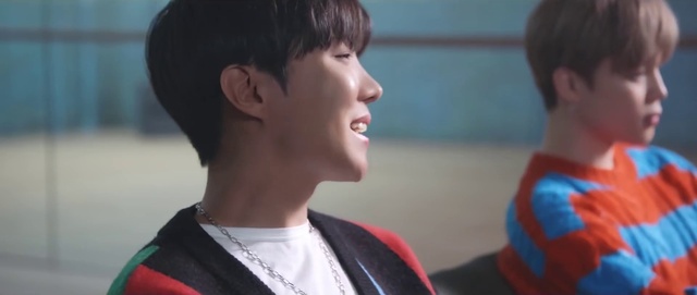 Video Reference: Forehead, Nose, Chin, Hairstyle, Eyebrow, Jaw, Ear, Eyelash, Black hair, Fun