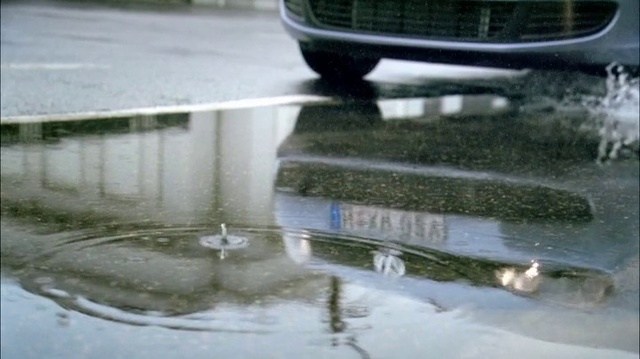 Video Reference: Car, Tire, Water, Vehicle, Hood, Automotive tire, Automotive lighting, Grille, Asphalt, Tread