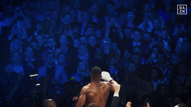 Video Reference: Blue, Entertainment, Performing arts, Crowd, Hat, Artist, Event, Electric blue, Fun, Fan