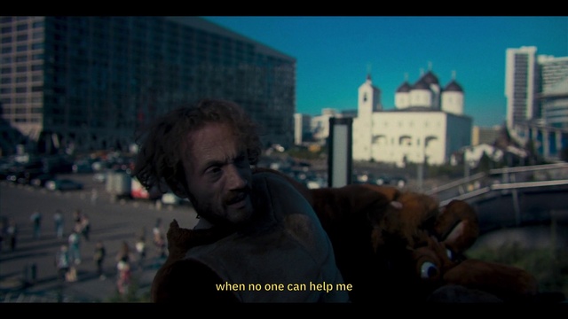 Video Reference: Watch, Sky, Building, World, Flash photography, Tower, Beard, City, Travel, Tower block