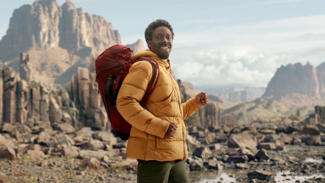 Video Reference: Sky, Mountain, Ecoregion, Cloud, Smile, People in nature, Travel, Happy, Landscape, Mountainous landforms