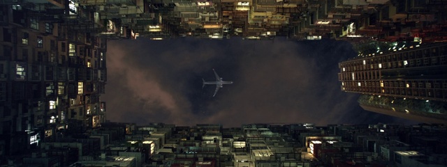 Video Reference: Atmosphere, Building, Sky, Cloud, Light, Aircraft, Urban design, Tower block, Atmospheric phenomenon, Airplane