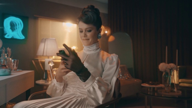 Video Reference: Furniture, Flash photography, Ear, Chair, Lighting, Comfort, Lamp, Happy, Fashion design, Tableware