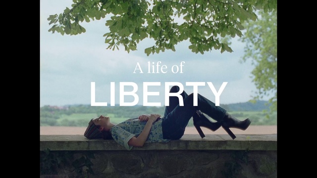 Video Reference: Sky, People in nature, Tree, Happy, Natural landscape, Gesture, Flash photography, Travel, Font, Grass