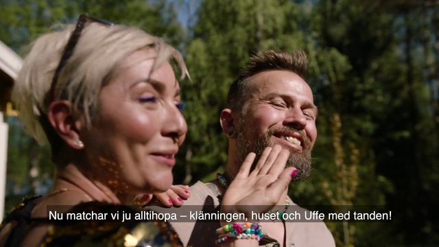 Video Reference: Smile, Mouth, Happy, People in nature, Flash photography, Gesture, Tree, Beard, Leisure, Grass
