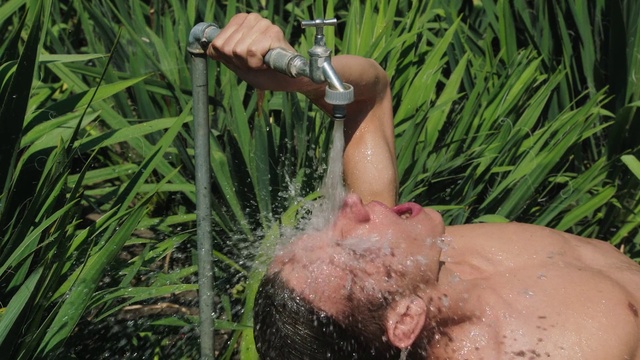 Video Reference: Plant, Water, Human body, People in nature, Terrestrial plant, Grass, Grass family, Human leg, Beard, Chest