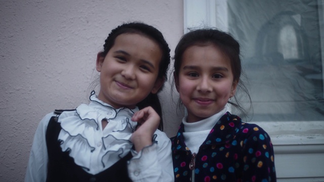 Video Reference: Smile, Skin, Outerwear, Eye, Happy, Iris, Gesture, Flash photography, Fun, Event