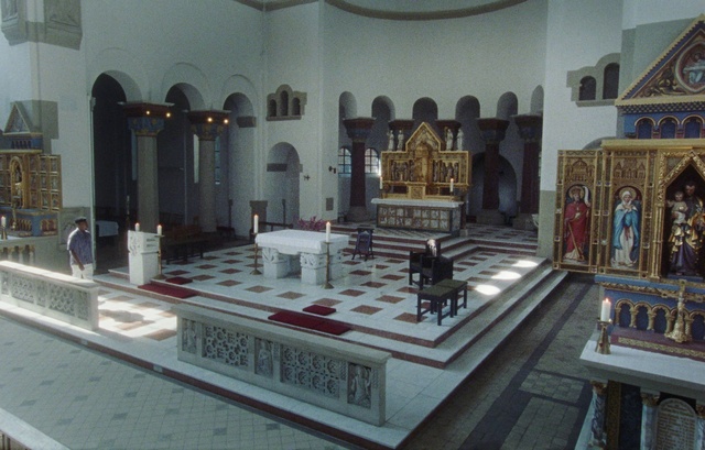 Video Reference: Interior design, Art, Flooring, Event, Religious institute, Holy places, Chapel, Temple, Building, Place of worship