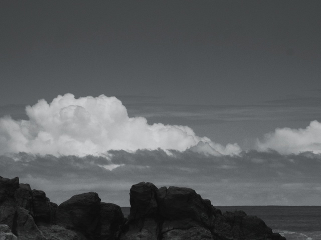 Video Reference: Cloud, Sky, Water, Grey, Cumulus, Horizon, Landscape, Bedrock, Wind wave, Mountain