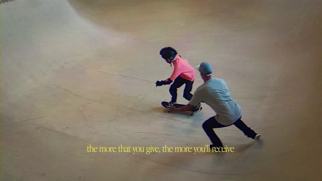 Video Reference: Jeans, Hand, Sports equipment, Sky, Happy, Wood, Rolling, Kickflip, Floor, Cool