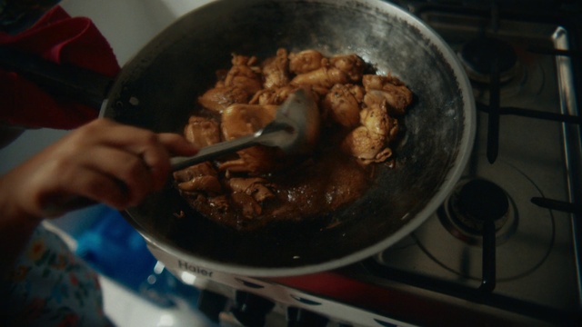 Video Reference: Food, Ingredient, Recipe, Cookware and bakeware, Cuisine, Dish, Cooking, Braising, Produce, Vegetable