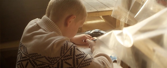 Video Reference: Hand, Sleeve, Comfort, Finger, Toddler, T-shirt, Wood, Child, Room, Flooring