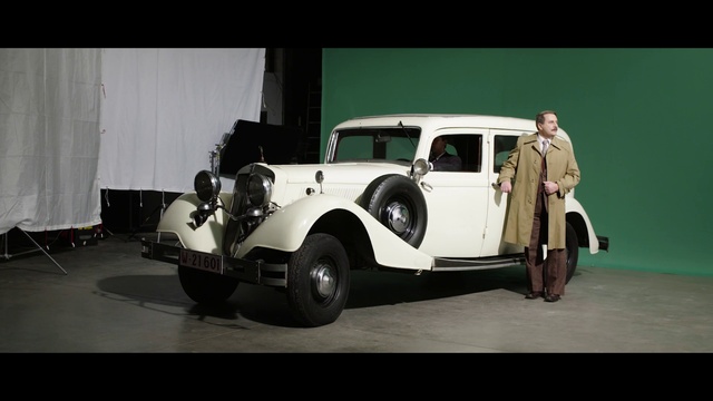 Video Reference: Wheel, Tire, Car, Vehicle, Motor vehicle, Automotive design, Classic car, Classic, Curtain, Family car