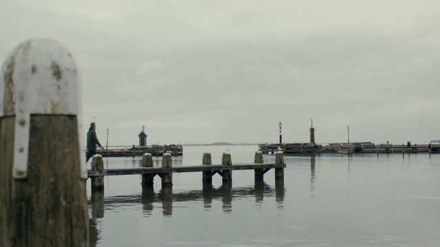 Video Reference: Water, Sky, Cloud, Lake, Wood, Dock, Horizon, Pier, Ocean, Channel