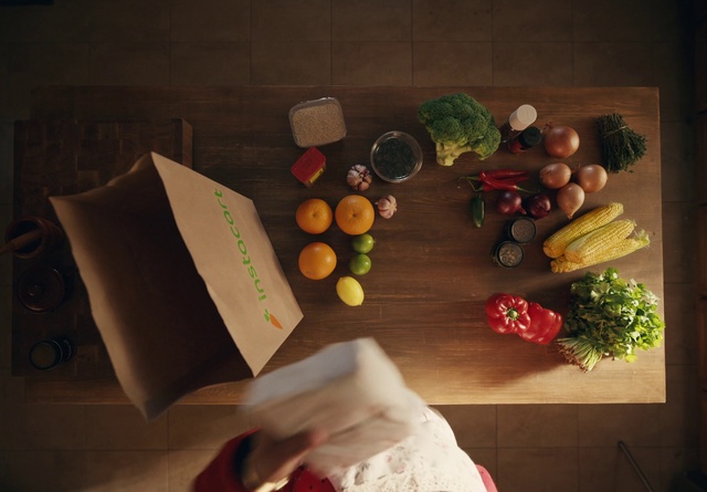 Video Reference: Food, Plant, Tableware, Wood, Fruit, Ingredient, Natural foods, Cuisine, Leaf vegetable, Recipe