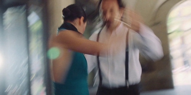 Video Reference: Flash photography, Gesture, Happy, Elbow, T-shirt, Vest, Entertainment, Sportswear, Event, Romance