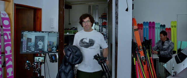 Video Reference: Joint, Shoulder, Sleeve, Standing, Sports equipment, Eyewear, Gas, Chest, Trunk, Room