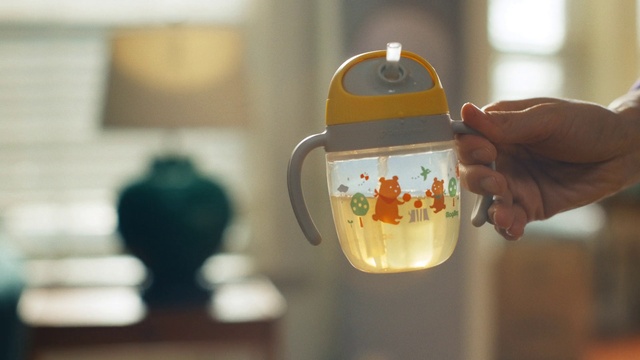 Video Reference: Font, Gas, Paint, Lantern, Bag, Fashion accessory, Event, Home appliance, Drink, Small appliance