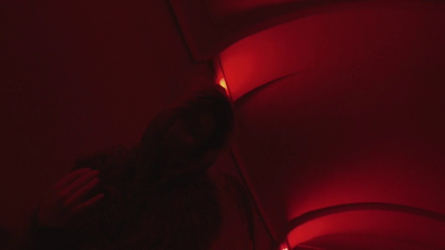 Video Reference: Automotive lighting, Hood, Automotive design, Fender, Vehicle door, Magenta, Tints and shades, Automotive exterior, Electric blue, Ceiling