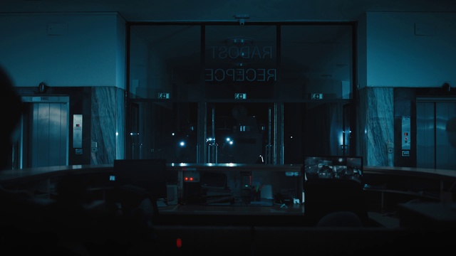 Video Reference: Building, Electricity, Automotive lighting, Entertainment, House, Performing arts, Gas, Music venue, City, Event