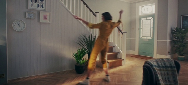 Video Reference: Joint, Plant, Arm, Shoulder, Leg, Flowerpot, Human body, Houseplant, Wood, Interior design