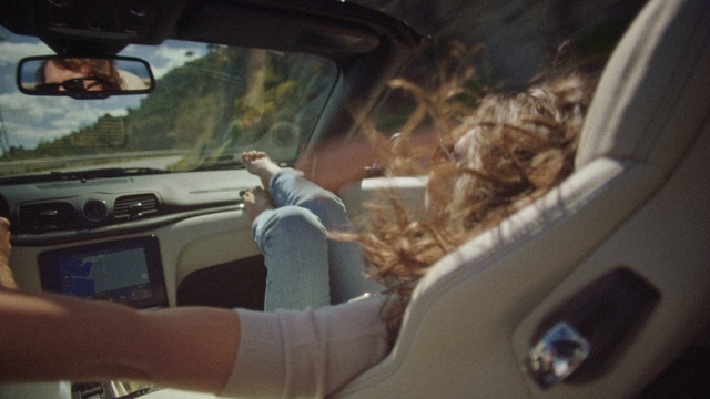 Video Reference: Car, Vehicle, Motor vehicle, Automotive mirror, Automotive design, Automotive exterior, Gesture, Vehicle door, Mode of transport, Window