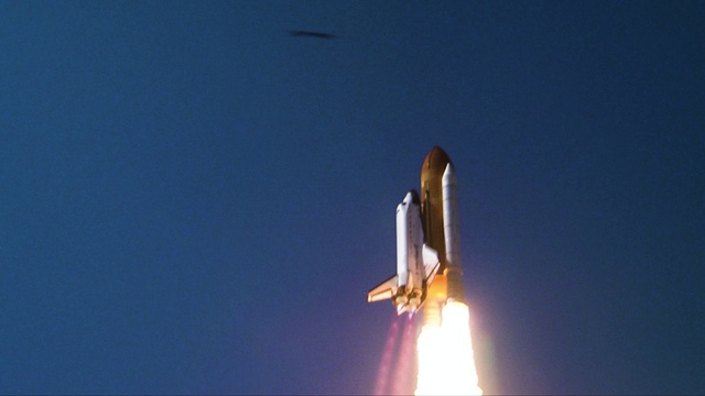 Video Reference: Sky, Aircraft, space shuttle, Spaceplane, Missile, Rocket, Vehicle, Aerospace manufacturer, Flame, Spacecraft