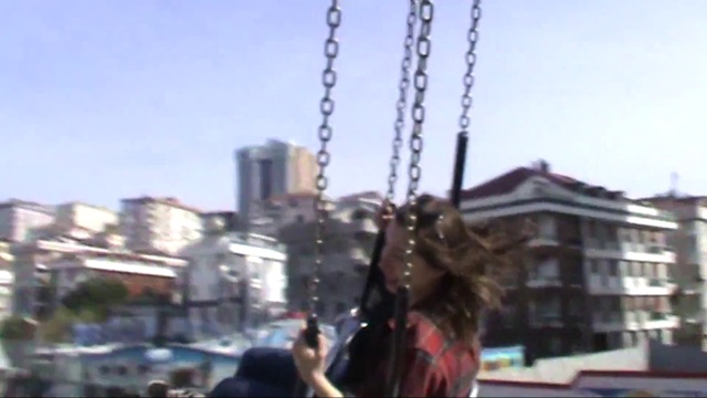 Video Reference: Sky, Daytime, Building, Travel, City, Leisure, Fun, Urban area, Human settlement, Pole