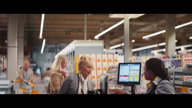 Video Reference: Computer, Computer monitor, Customer, Personal computer, Event, Communication Device, Peripheral, Flat panel display, Television, Fun