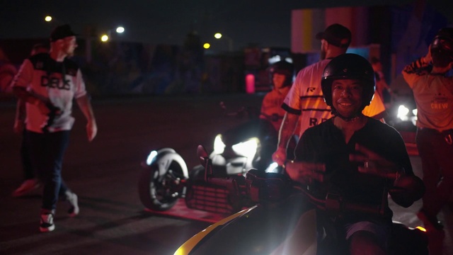 Video Reference: Tire, Wheel, Automotive lighting, Vehicle, Automotive tire, Motorcycle, Motor vehicle, Headlamp, Helmet, Hat