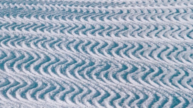 Video Reference: Vertebrate, Textile, Aqua, Symmetry, Pattern, Electric blue, Slope, Wave, Parallel, Art