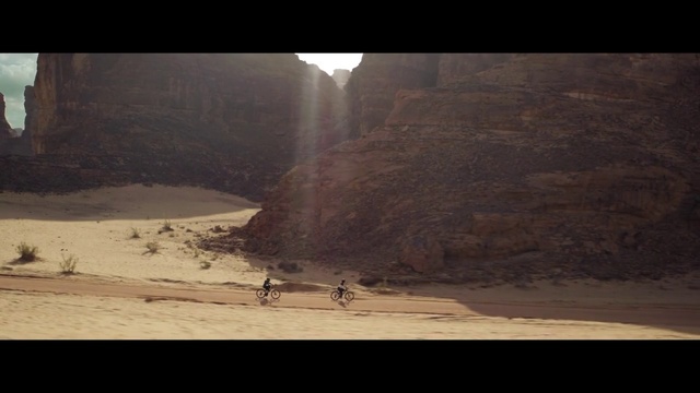 Video Reference: Atmosphere, Slope, Landscape, Tints and shades, Horizon, Aeolian landform, Rectangle, Natural landscape, Geology, Mountain