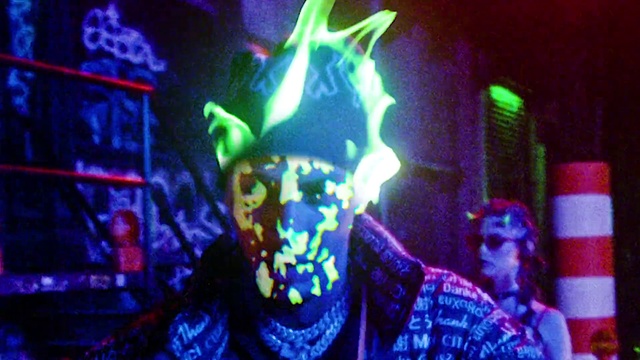 Video Reference: Purple, Entertainment, Organism, Music, Performing arts, Visual effect lighting, Artist, Electric blue, Magenta, Musician