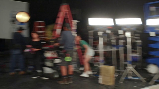 Video Reference: Shorts, Thigh, Calf, Knee, Sportswear, Human leg, Fun, Physical fitness, Event, Recreation