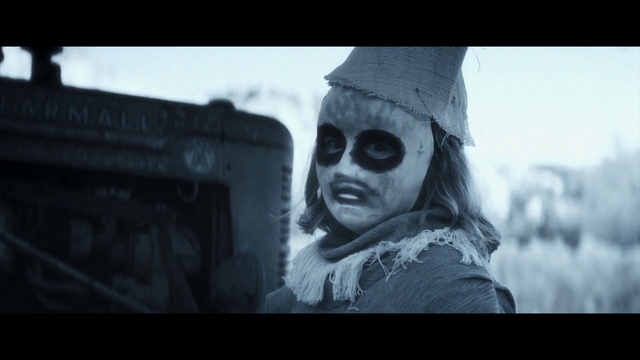 Video Reference: Vision care, Flash photography, Eyewear, Happy, Goggles, Personal protective equipment, Sky, Monochrome photography, Monochrome, Darkness