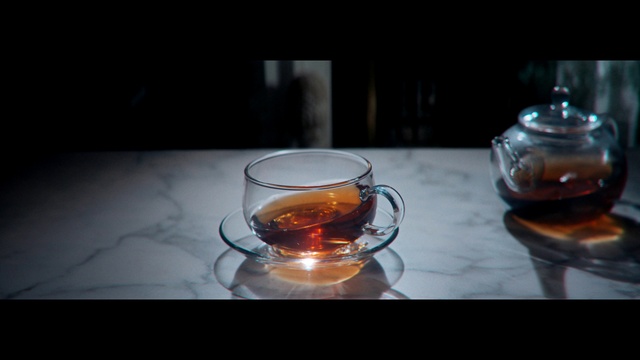 Video Reference: Tableware, Liquid, Drinkware, Tennessee whiskey, Barware, Fluid, Serveware, Mead, Automotive lighting, Rusty nail