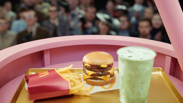 Video Reference: Food, Ingredient, Fast food, Staple food, Recipe, Tableware, Dish, Sandwich, Bun, Cuisine