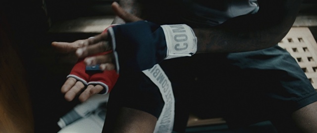 Video Reference: Hand, Sports uniform, Shorts, Sleeve, Jersey, Gesture, Elbow, Finger, Sportswear, Glove