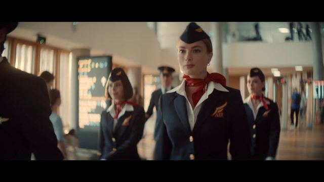 Video Reference: Gesture, Military uniform, Smile, Fashion design, Blazer, Military person, Flash photography, Formal wear, Event, Electric blue