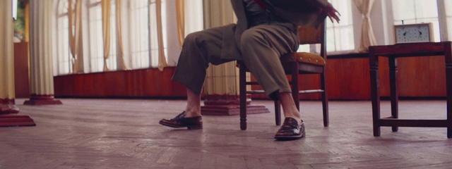 Video Reference: Footwear, Joint, Shoe, Leg, Wood, Knee, Thigh, Flooring, Floor, Curtain