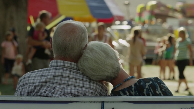 Video Reference: Human, Crowd, Headgear, Community, Cap, Motor vehicle, Shorts, Event, Leisure, Street fashion