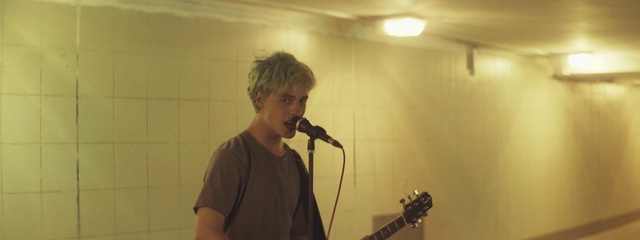 Video Reference: Hair, Microphone, Musical instrument, Public address system, Guitar, Guitar accessory, Musician, Lighting, Concert, Audio equipment