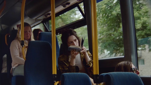 Video Reference: Vehicle, Bus, Mode of transport, Leisure, Travel, Tree, Fun, Public transport, Passenger, Motor vehicle