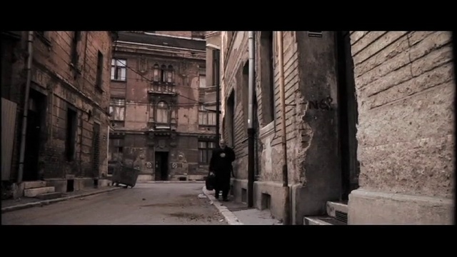 Video Reference: Building, Window, Black, Black-and-white, Style, Tints and shades, City, Monochrome photography, Alley, Road