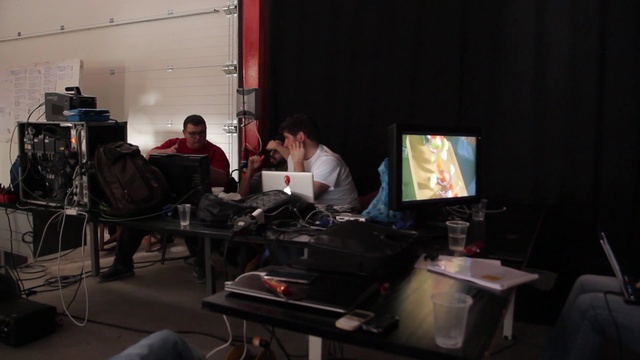 Video Reference: Personal computer, Computer, Laptop, Table, Musician, Chair, Entertainment, Music, Audio equipment, Gadget