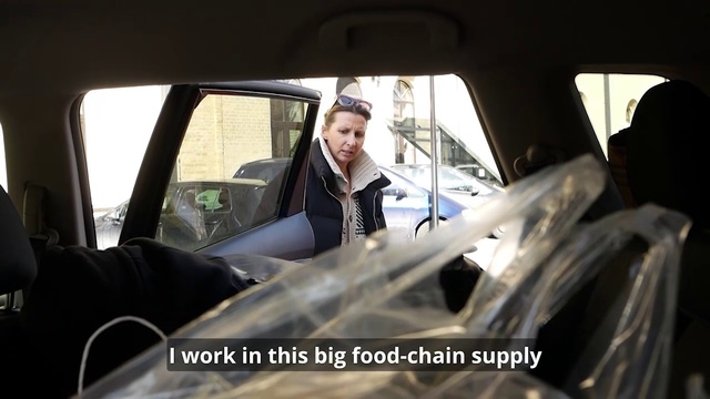 Video Reference: Vehicle, Car, Hood, Motor vehicle, Automotive design, Automotive mirror, Flash photography, Steering wheel, Automotive exterior, Mode of transport