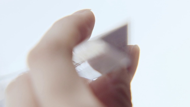 Video Reference: Gesture, Creative arts, Thumb, Art, Nail, Triangle, Fashion accessory, Wood, Craft, Paper