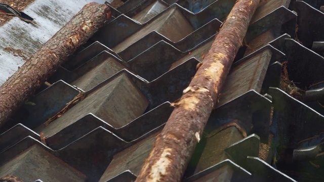 Video Reference: Wood, Beam, Composite material, Metal, Twig, Building material, Roof, Lumber, Steel, Automotive tire