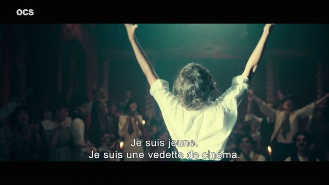 Video Reference: Flash photography, Gesture, Happy, Entertainment, Music, Font, Music artist, Performing arts, Event, Music venue